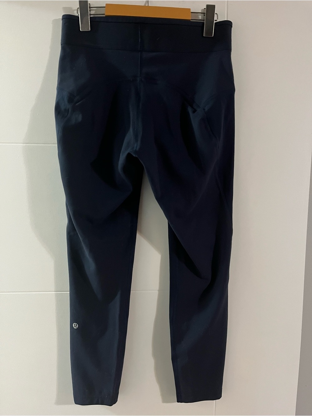 Lululemon License to Train Navy High-Rise Leggings 25” - Picture 3 of 10